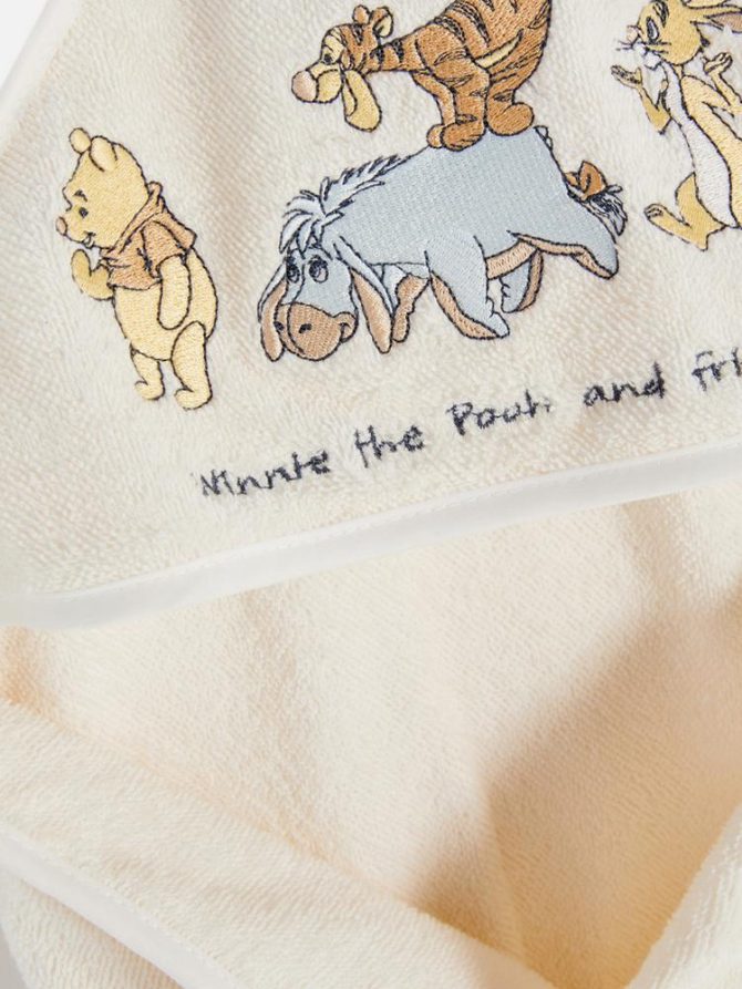 Winnie The Pooh Bath Towel - Image 3