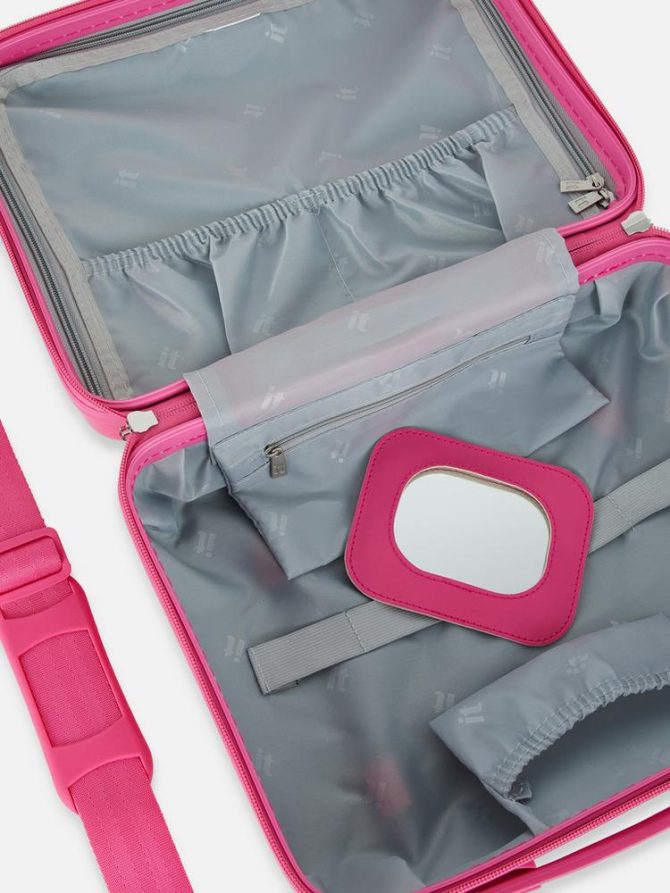 it Luggage Hard Shell Ribbed Vanity - Image 3