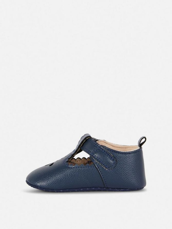 Mary Jane Shoes - Image 4
