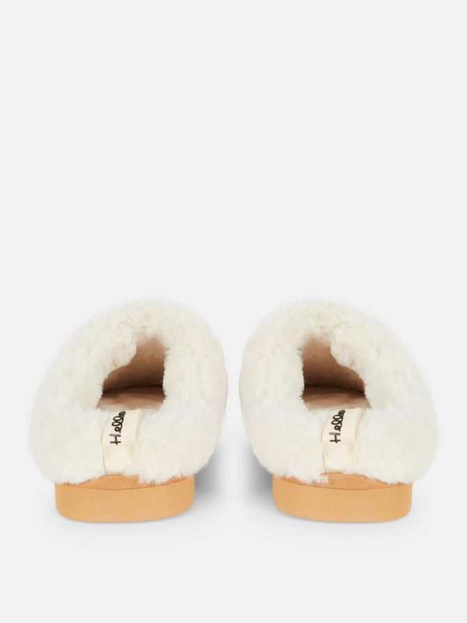 Hello Kitty Cosy Clog Slippers - Image 3
