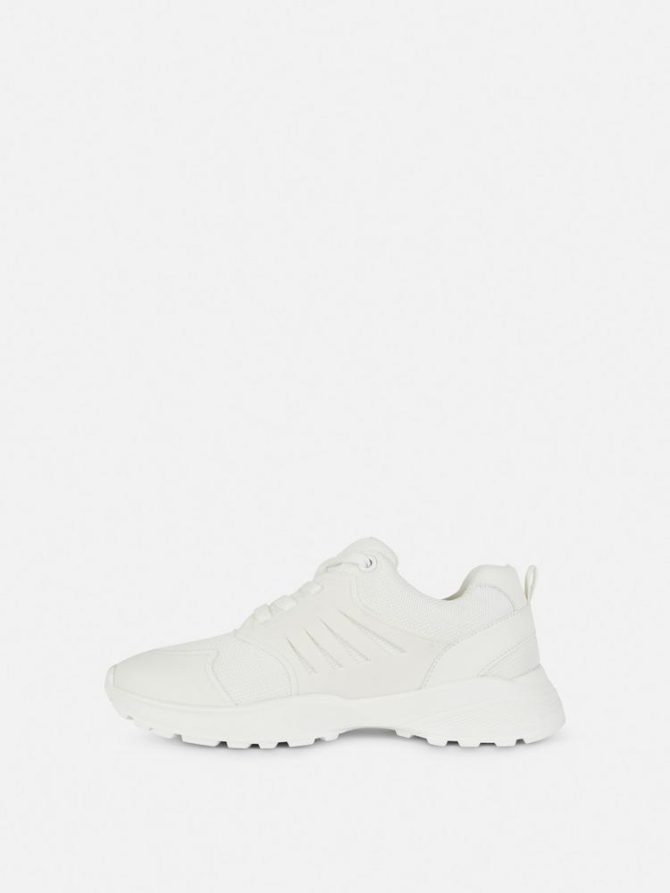 Low-Top Sports Trainers - Image 4