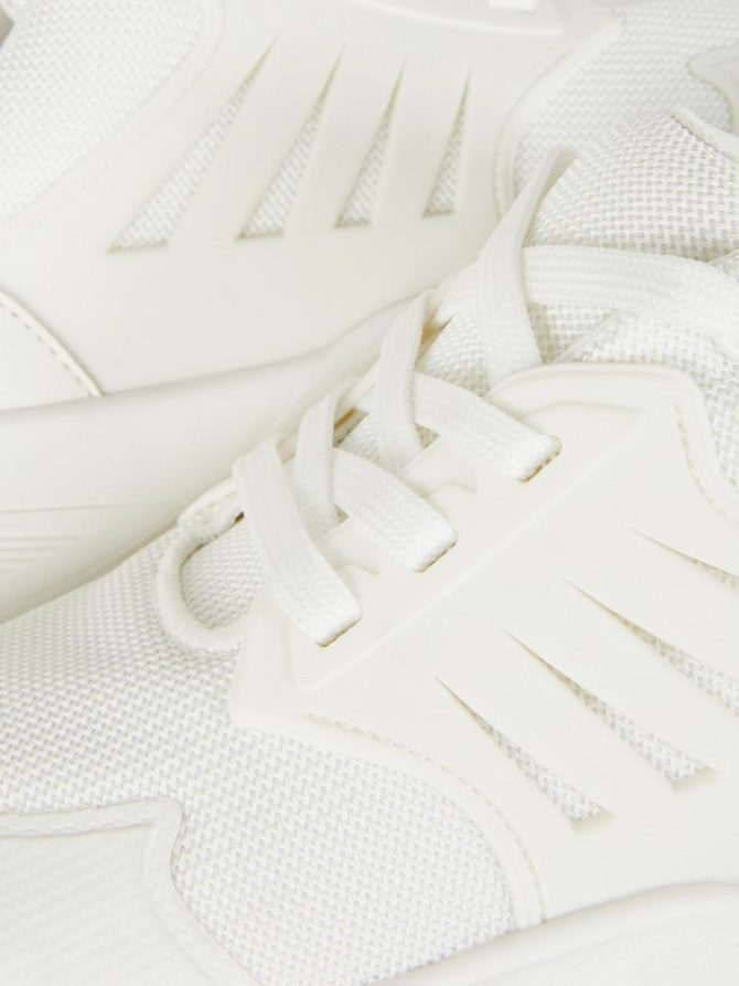 Low-Top Sports Trainers - Image 5