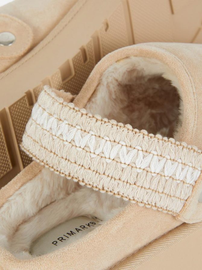Lined Clog Slippers - Image 5