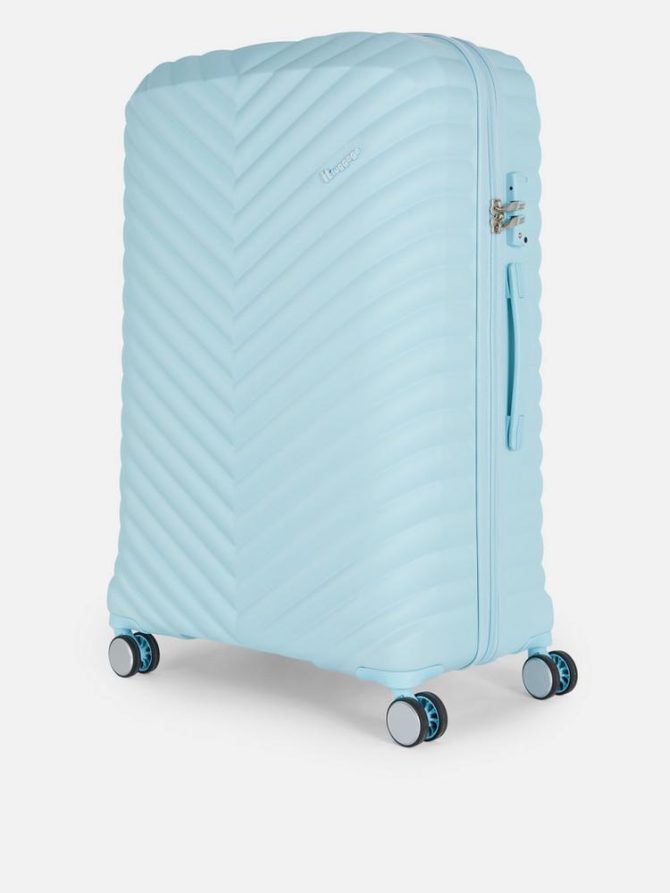 it Luggage Hard Shell Chevron Suitcase - Image 2
