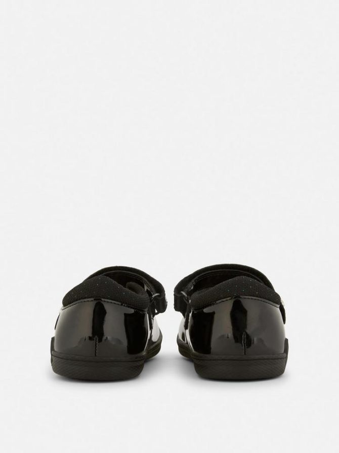 Disney’s Minnie Mouse Patent Shoes - Image 4