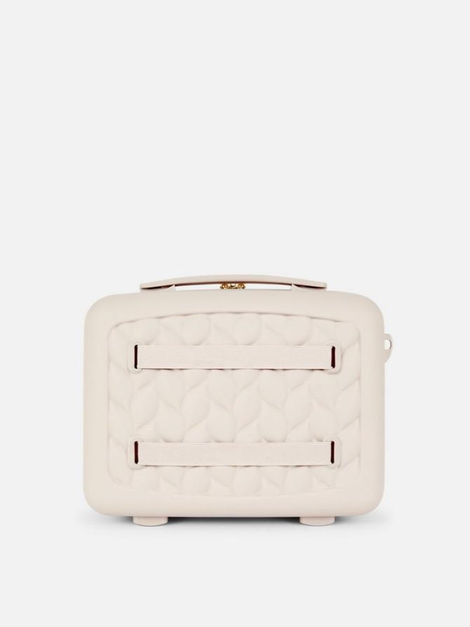 It Luggage Hard Shell Weave Vanity Case - Image 4
