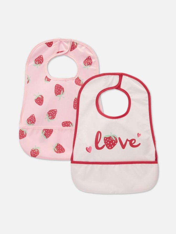 2pk Newborn Strawberry Bibs